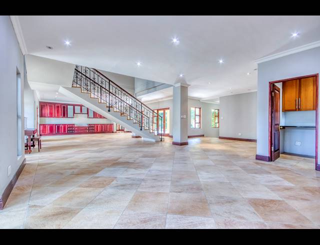 4 BEDROOM HOUSE TO LET IN HOUGHTON ESTATE